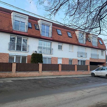 Apartman-Romance Hajdúszoboszló Esterno foto